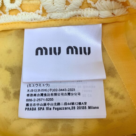 Miu Miu Yellow Floral Lace Mini Skirt Size 36 Made In Italy 100% Polyester Linin - Picture 2 of 9